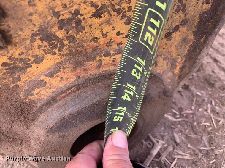 image for item JT9672 2005 Caterpillar  320C L excavator