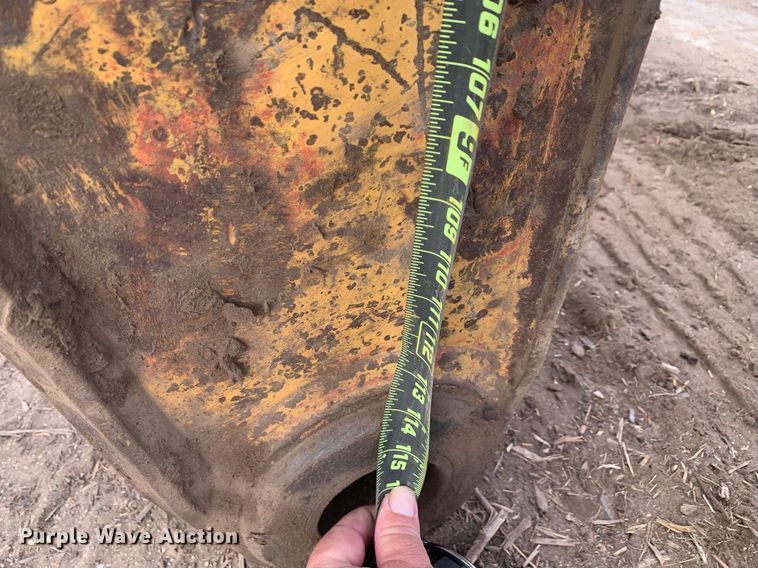 image for item JT9672 2005 Caterpillar  320C L excavator