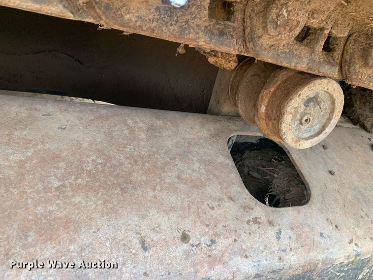 image for item JT9672 2005 Caterpillar  320C L excavator