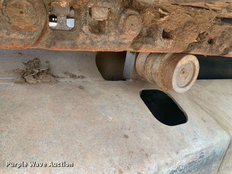 image for item JT9672 2005 Caterpillar  320C L excavator