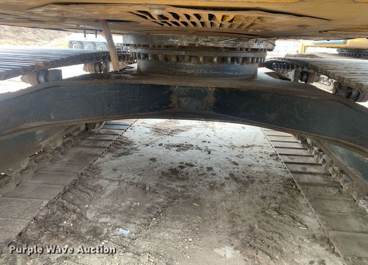 image for item JT9673 2004 Caterpillar  320C L excavator