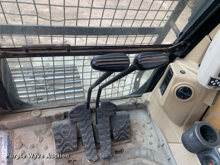 image for item JT9673 2004 Caterpillar  320C L excavator