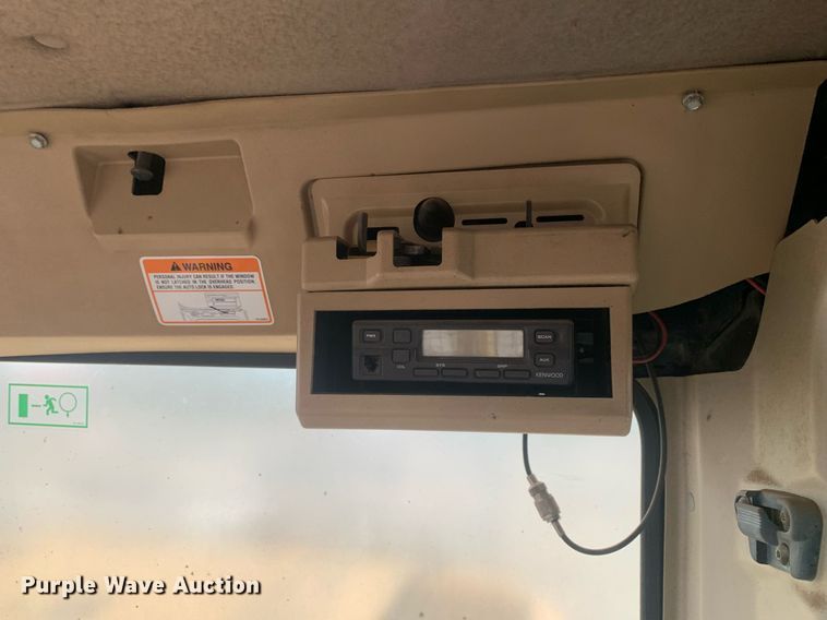 image for item JT9673 2004 Caterpillar  320C L excavator