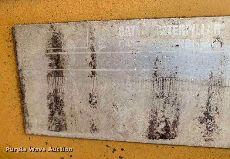 image for item JT9673 2004 Caterpillar  320C L excavator