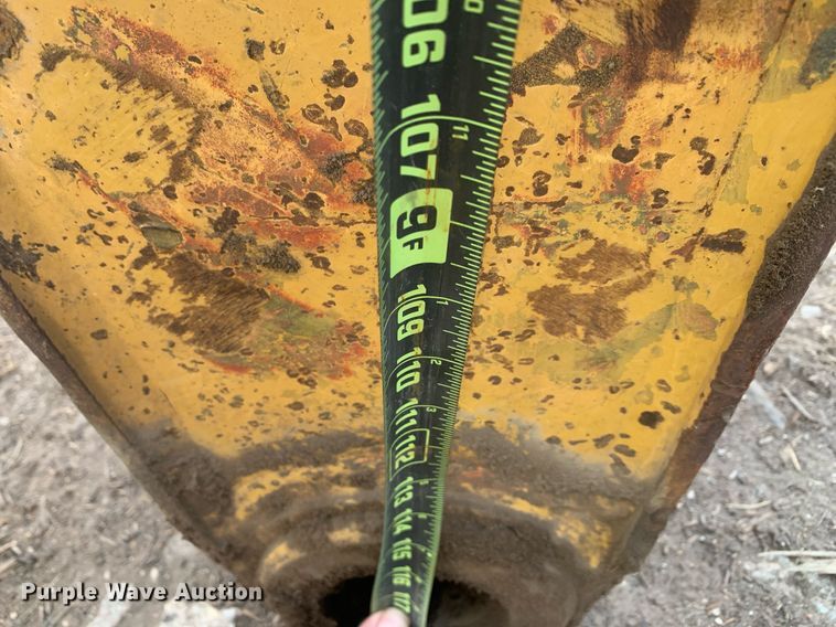 image for item JT9674 2004 Caterpillar  320C L excavator