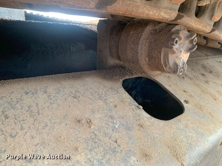 image for item JT9674 2004 Caterpillar  320C L excavator