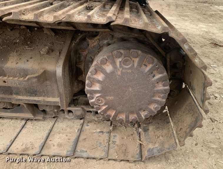 image for item JT9674 2004 Caterpillar  320C L excavator