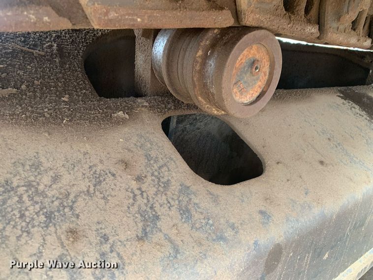 image for item JT9674 2004 Caterpillar  320C L excavator