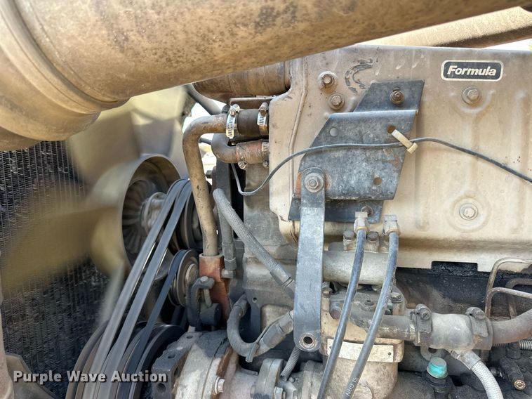 image for item LR9520 1989 International  F9370 semi truck