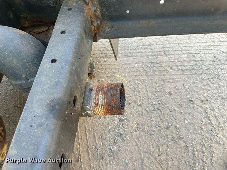 image for item LR9521 1993 International  8200 tank truck