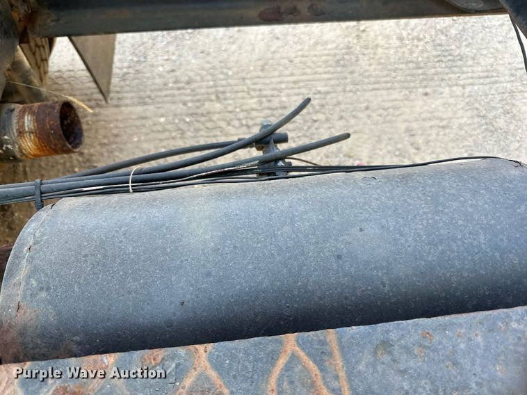 image for item LR9521 1993 International  8200 tank truck