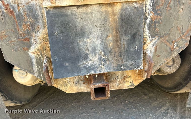 image for item LR9523 1980 Ford  8000 water truck