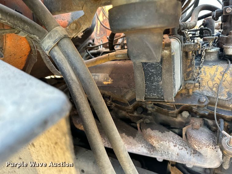 image for item LR9523 1980 Ford  8000 water truck