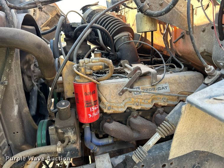 image for item LR9523 1980 Ford  8000 water truck