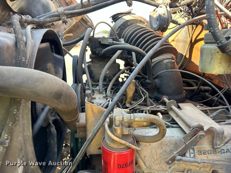 image for item LR9523 1980 Ford  8000 water truck