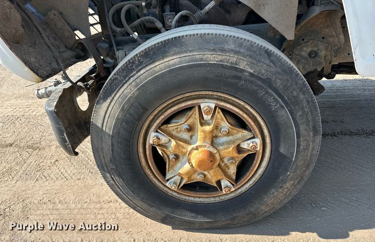 image for item LR9523 1980 Ford  8000 water truck