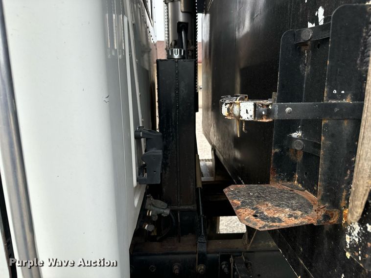 image for item MS9882 1998 Mack  CH613 MaxiCruise dump truck