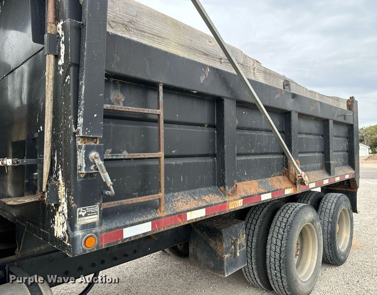 image for item MS9882 1998 Mack  CH613 MaxiCruise dump truck