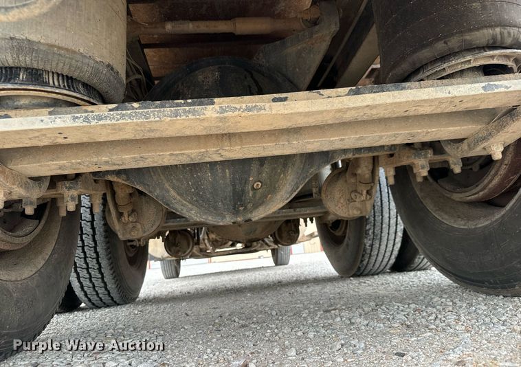 image for item MS9882 1998 Mack  CH613 MaxiCruise dump truck