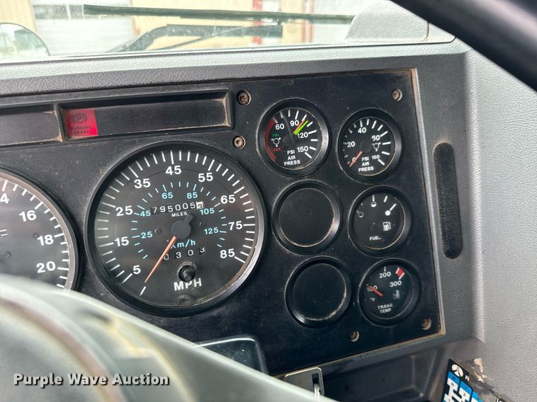 image for item MS9882 1998 Mack  CH613 MaxiCruise dump truck