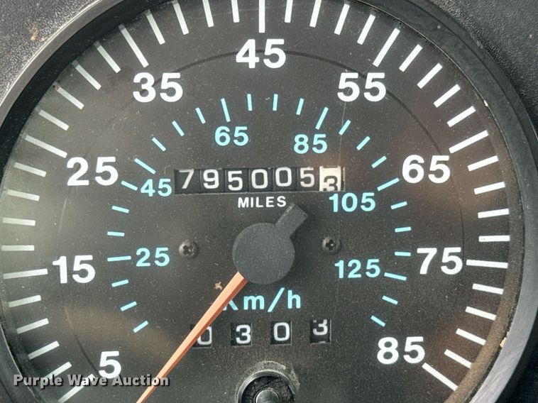 image for item MS9882 1998 Mack  CH613 MaxiCruise dump truck