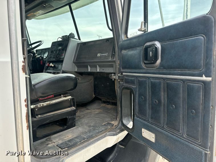 image for item MS9882 1998 Mack  CH613 MaxiCruise dump truck