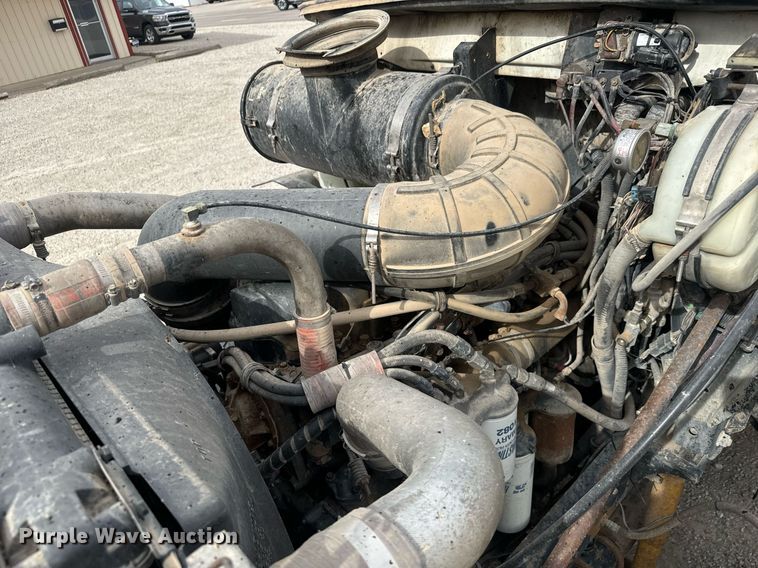 image for item MS9882 1998 Mack  CH613 MaxiCruise dump truck