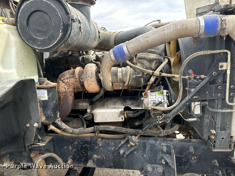 image for item MS9882 1998 Mack  CH613 MaxiCruise dump truck