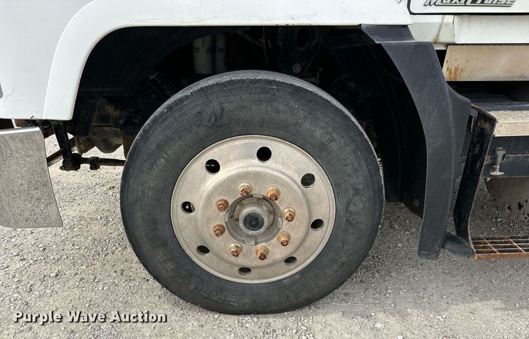 image for item MS9882 1998 Mack  CH613 MaxiCruise dump truck