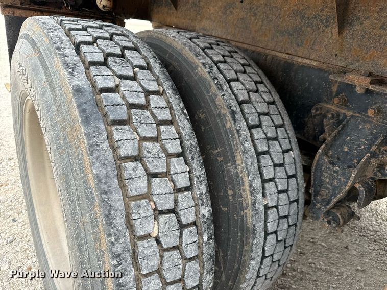 image for item MS9882 1998 Mack  CH613 MaxiCruise dump truck