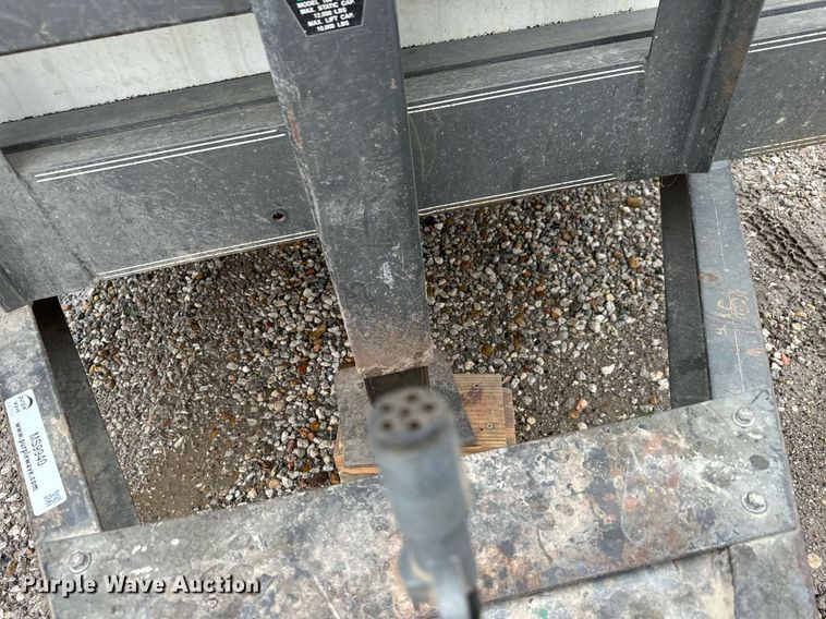 image for item MS9940 2003 PJ CF202 curb equipment trailer