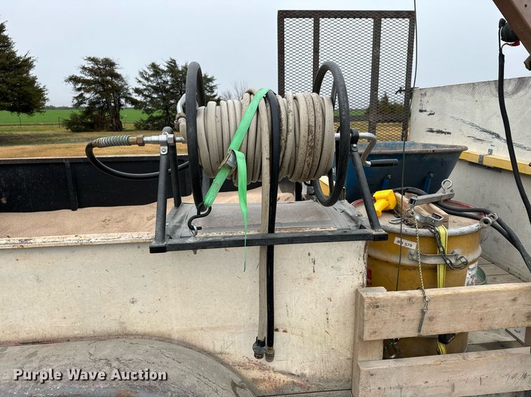 image for item MS9940 2003 PJ CF202 curb equipment trailer