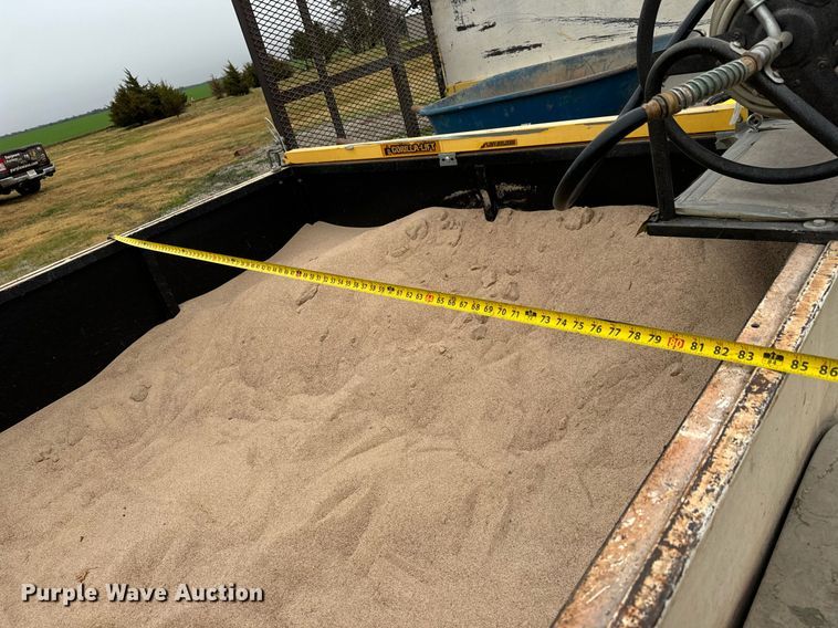 image for item MS9940 2003 PJ CF202 curb equipment trailer