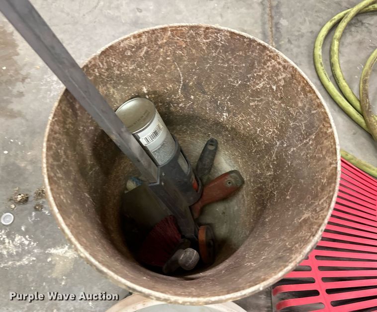 image for item MS9940 2003 PJ CF202 curb equipment trailer