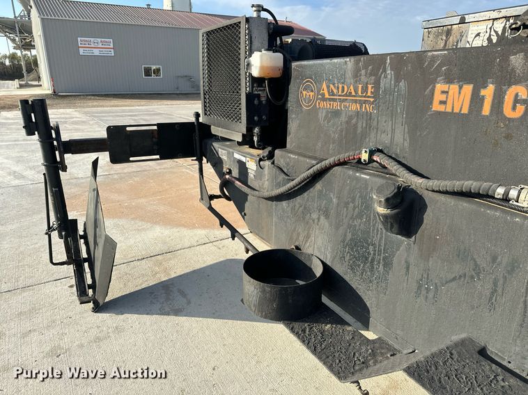 image for item MS9944 Blastcrete  DA-350  seal coat applicator 