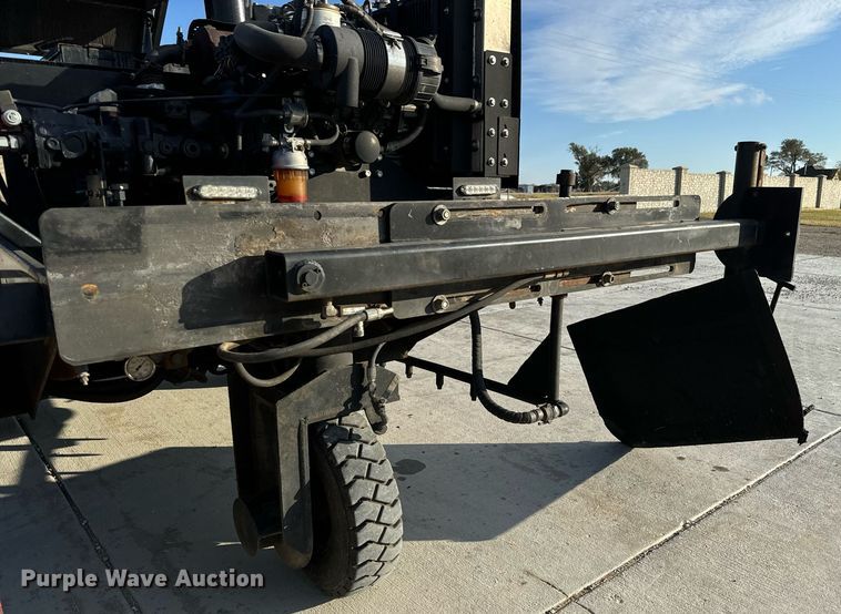 image for item MS9944 Blastcrete  DA-350  seal coat applicator 