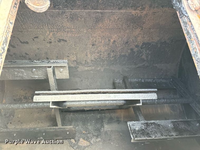 image for item MS9944 Blastcrete  DA-350  seal coat applicator 