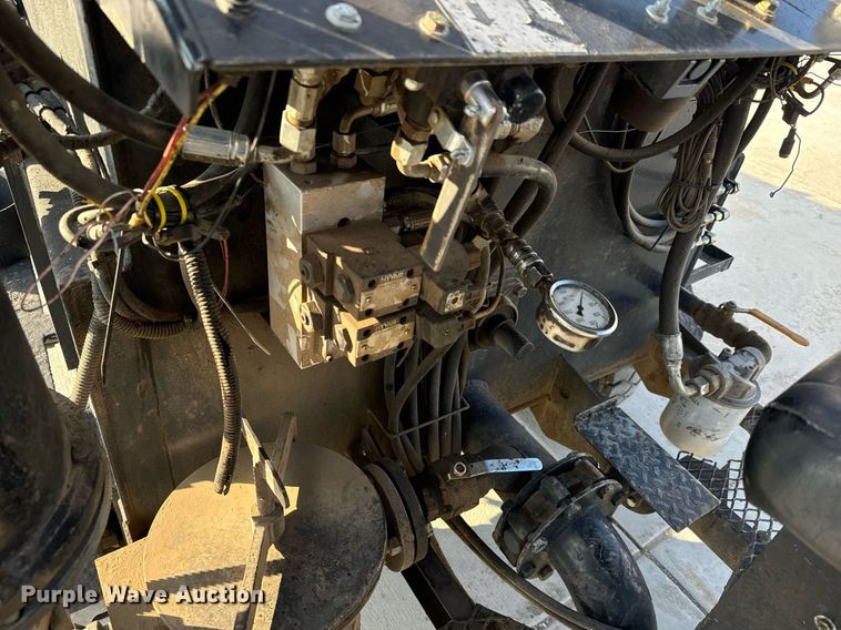 image for item MS9944 Blastcrete  DA-350  seal coat applicator 