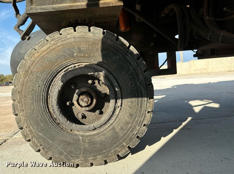 image for item MS9944 Blastcrete  DA-350  seal coat applicator 