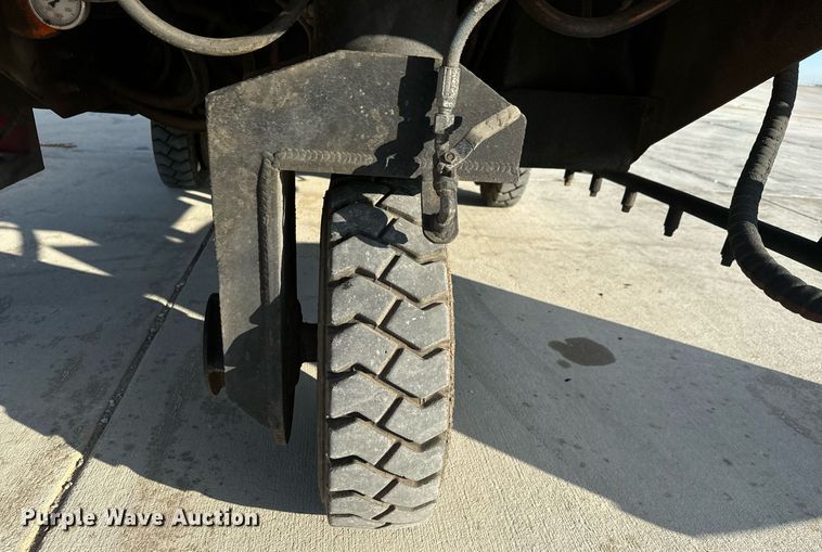 image for item MS9944 Blastcrete  DA-350  seal coat applicator 