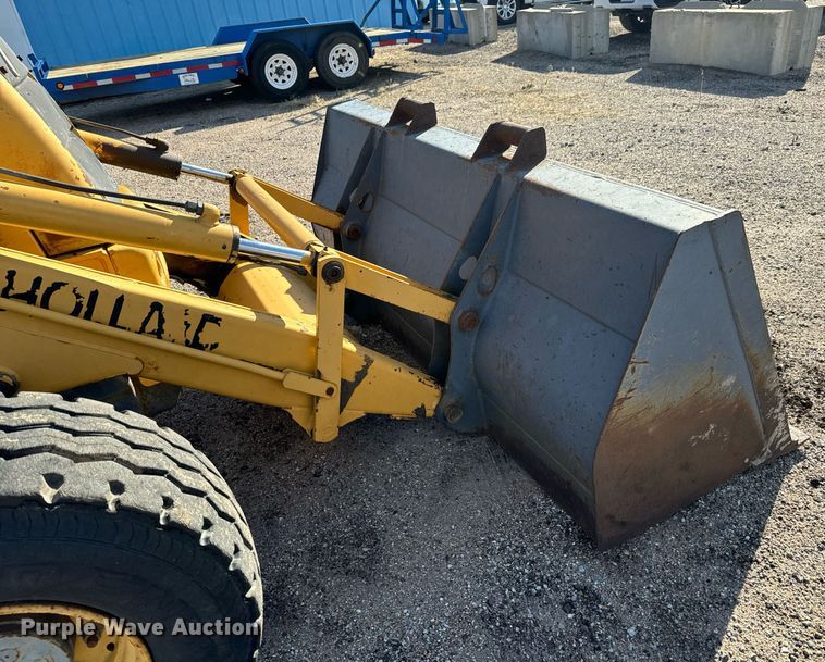 image for item MS9945 1999 New Holland 655E backhoe