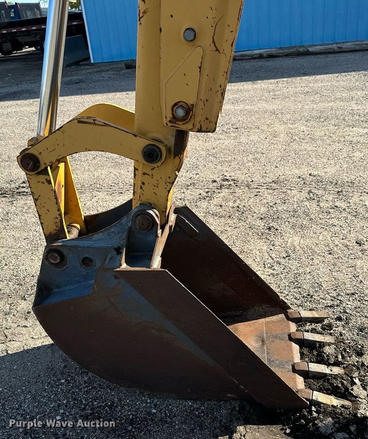 image for item MS9945 1999 New Holland 655E backhoe