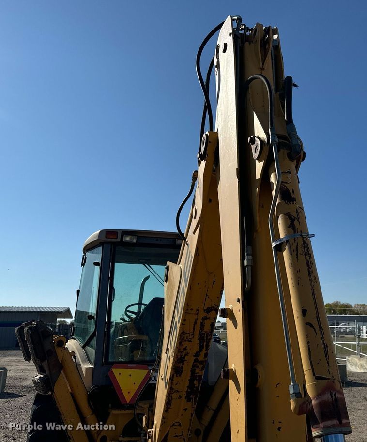 image for item MS9945 1999 New Holland 655E backhoe