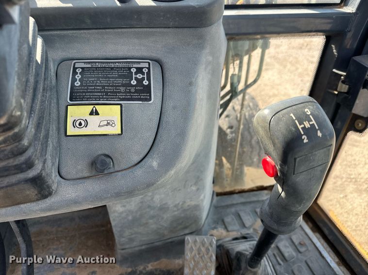 image for item MS9945 1999 New Holland 655E backhoe