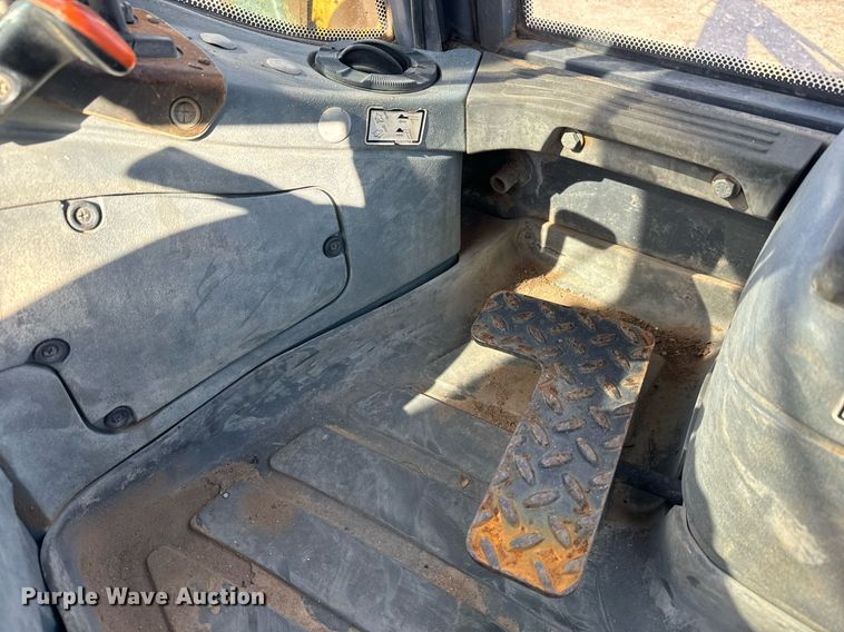 image for item MS9945 1999 New Holland 655E backhoe