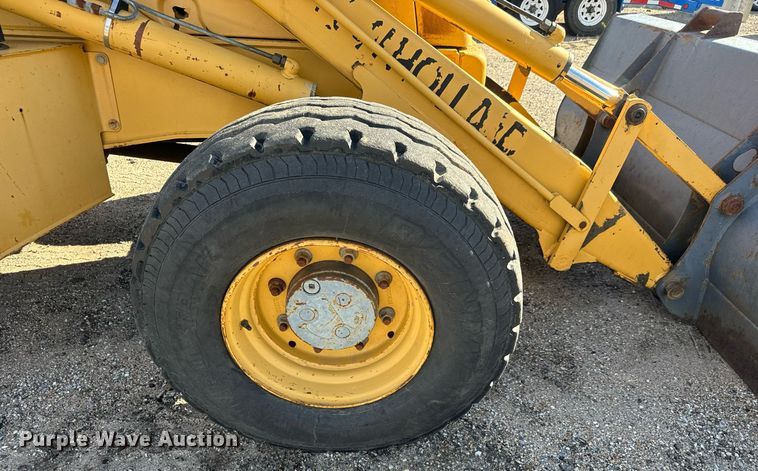 image for item MS9945 1999 New Holland 655E backhoe