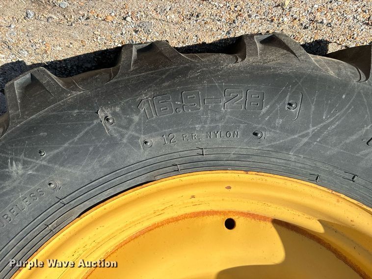 image for item MS9945 1999 New Holland 655E backhoe