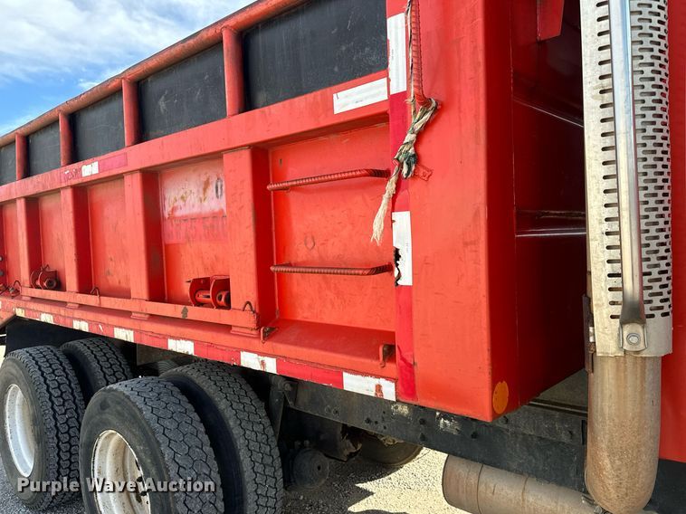 image for item MS9950 2001 Sterling LT7500 dump truck