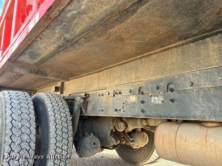 image for item MS9950 2001 Sterling LT7500 dump truck