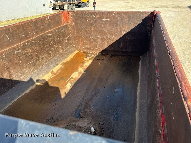 image for item MS9950 2001 Sterling LT7500 dump truck